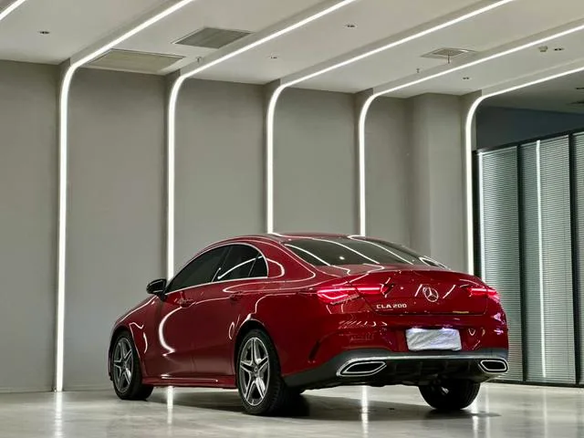Mercedes-Benz CLA 2022 CLA 200 Coupé à quatre portes intérieur photo 6