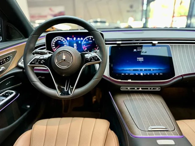 Mercedes-Benz E-Class 2024 Restyling E 300 L Fashionable Passenger car interior photo 7