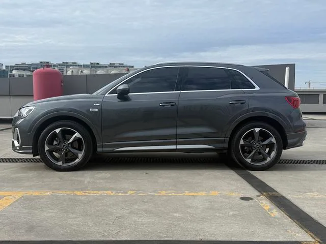 Audi Q3 2023 35 TFSI Tipo dinámico de moda (1.5T) exterior foto 5
