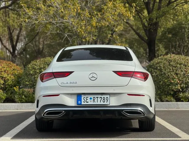 Mercedes-Benz CLA 2022 CLA 200 Four-door coupe exterior photo 7