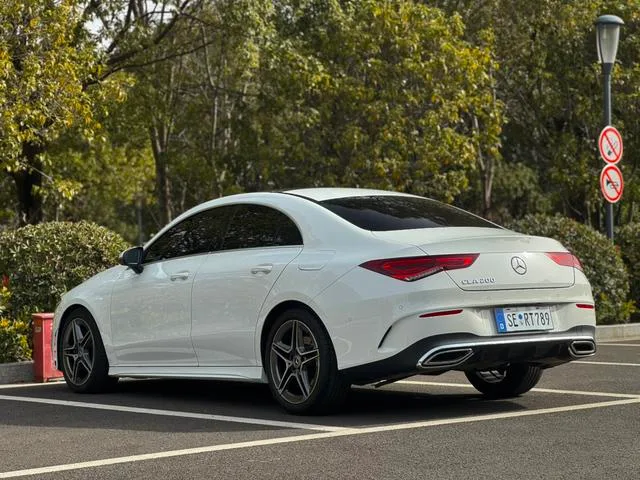 Mercedes-Benz CLA 2022 CLA 200 Four-door coupe exterior photo 8