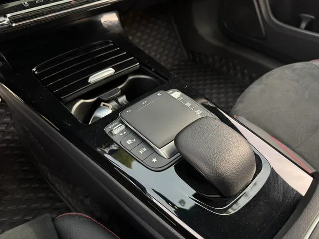 Mercedes-Benz CLA 2022 CLA 200 Four-door coupe interior photo 16