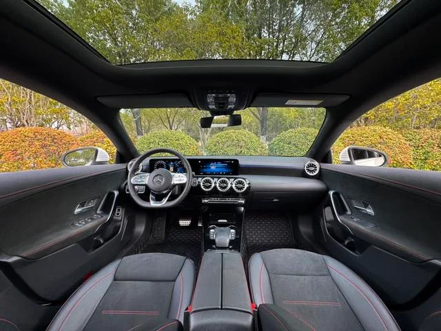 Mercedes-Benz CLA 2022 CLA 200 Four-door coupe interior photo 19