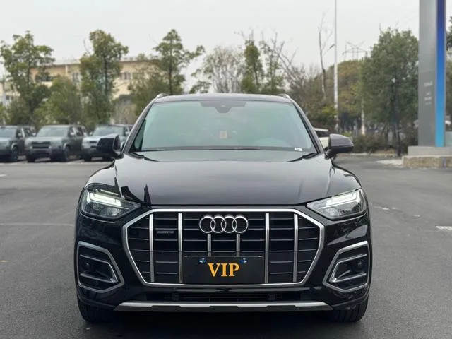 Audi Q5L 2023 40T Deluxe Elegant exterior photo 2