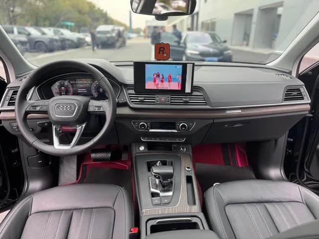 Audi Q5L 2023 40T Deluxe Elegant exterior photo 4