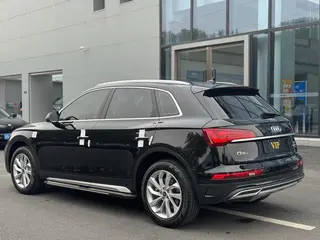Audi Q5L 2023 40T Deluxe Elegant interior photo 12