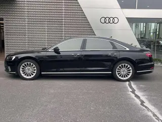 Audi A8 2021 A8L 50 TFSI quattro Comfortable exterior photo 4