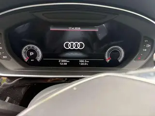 Audi A8 2021 A8L 50 TFSI quattro Comfortable interior photo 13