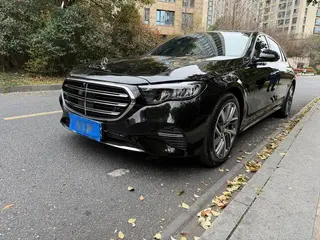 Mercedes-Benz E-Class 2025 E 300 L Fashionable Passenger car exterior photo 1