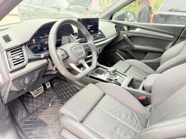 Audi Q5L Sportback 2023 40 TFSI Luxury type interior photo 10