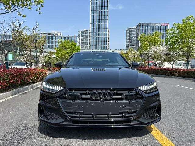 Audi A7L 2022 45 TFSI quattro S-line Wind Knight exterior photo 2