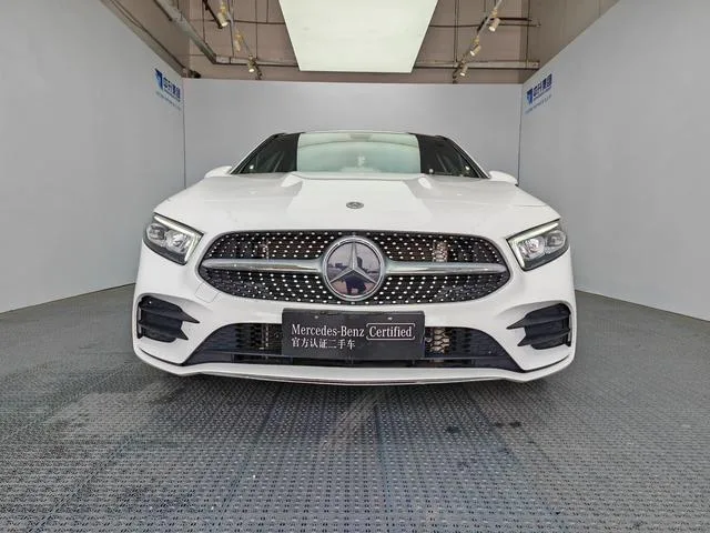 Mercedes-Benz A-Class 2022 A 200 L Спортивный седан Модная версия экстерьер фото 2
