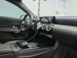 Mercedes-Benz A-Class 2022 A 200 L Спортивный седан Модная версия интерьер фото 15