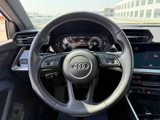 Audi A3 2023 Sportback 35 TFSI Модный спортивный тип интерьер фото 11