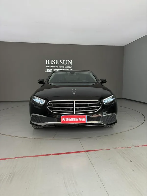 Mercedes-Benz E-Class 2022 Restyling E 260 L Passenger car exterior photo 3