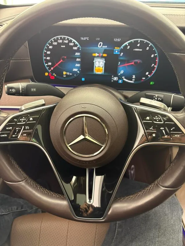 Mercedes-Benz E-Class 2022 Restyling E 260 L Passenger car interior photo 12