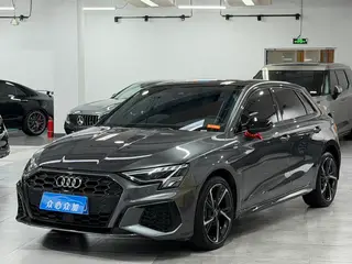 Audi A3 2024 Sportback 35 TFSI Модный спортивный тип