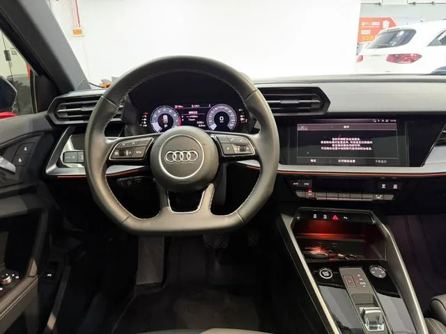 Audi A3 2024 Sportback 35 TFSI Fashion Sport interior photo 10