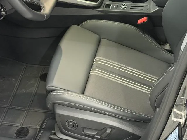 Audi A3 2024 Sportback 35 TFSI Fashion Sport interior photo 16