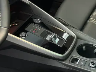 Audi A3 2024 Sportback 35 TFSI Fashion Sport interior photo 17