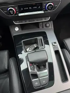 Audi Q5L 2022 40T RS Burning rate kit type interior photo 18