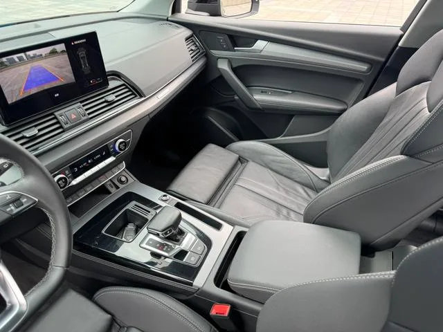 Audi Q5L 2022 40T RS Burning rate kit type interior photo 19