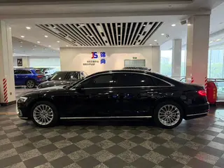 Audi A8 2022 A8L 50 TFSI quattro Comfort Collection Edition exterior photo 3
