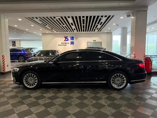 Audi A8 2022 A8L 50 TFSI quattro Comfort Collection Edition exterior photo 3
