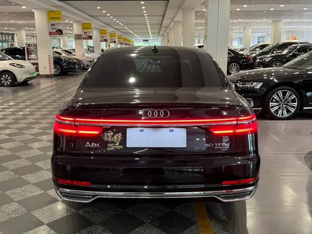 Audi A8 2022 A8L 50 TFSI quattro Comfort Collection Edition exterior photo 5