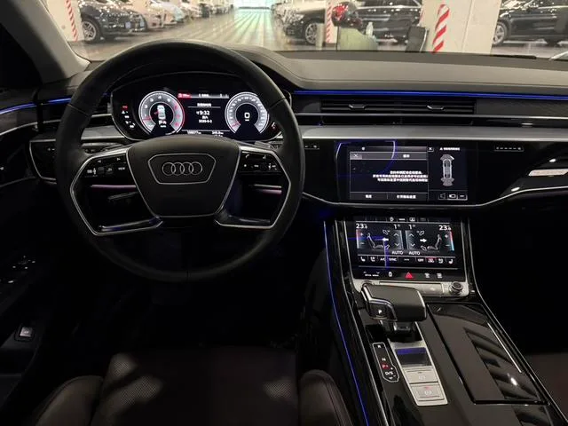 Audi A8 2022 A8L 50 TFSI quattro Comfort Collection Edition interior photo 7