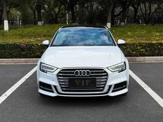 Audi A3 2020 Limousine 35 TFSI Fashionable Country VI exterior photo 2