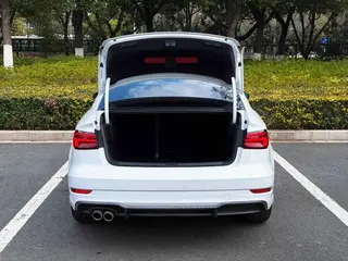 Audi A3 2020 Limousine 35 TFSI Fashionable Country VI exterior photo 8