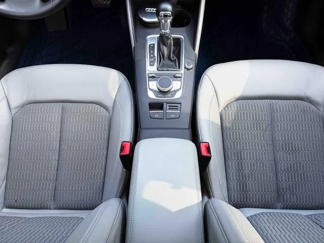 Audi A3 2020 Limousine 35 TFSI Fashionable Country VI interior photo 15