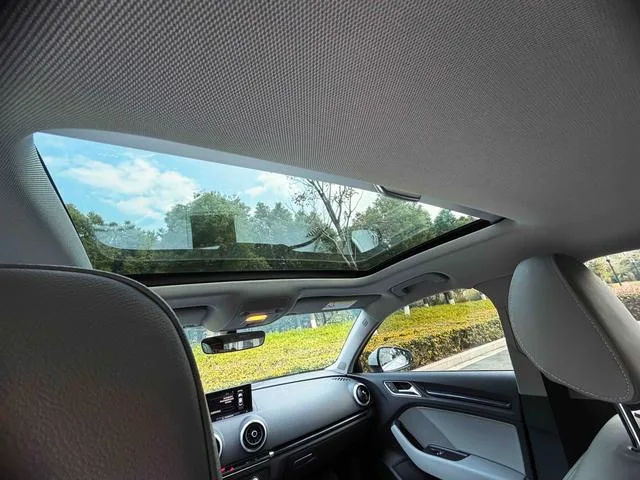 Audi A3 2020 Limousine 35 TFSI Fashionable Country VI interior photo 17