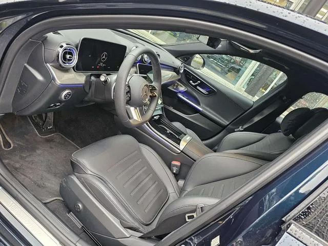 Mercedes-Benz C-Class 2026 C 260 L Haoye Sports Sedan interior photo 11