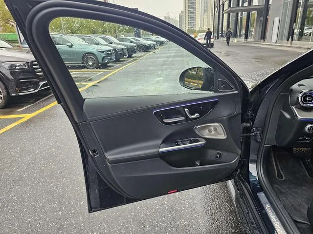 Mercedes-Benz C-Class 2026 C 260 L Haoye Sports Sedan interior photo 15