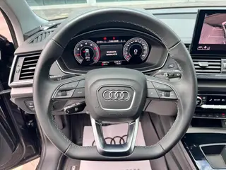 Audi Q5L 2022 40T Deluxe dinámico interior foto 12