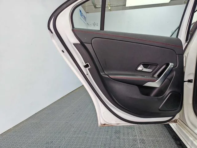 Mercedes-Benz A-Class 2024 A 200 L Fashion Edition interior photo 14