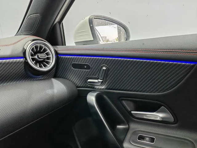 Mercedes-Benz A-Class 2024 A 200 L Fashion Edition interior photo 17
