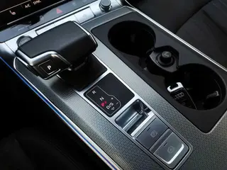 Audi A6 2022 allroad quattro Explore el hogar 55 TFSI Exclusivo todoterreno interior foto 16