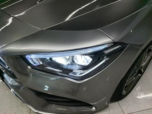 Mercedes-Benz CLA 2021 CLA 200 Four-door coupe interior photo 12