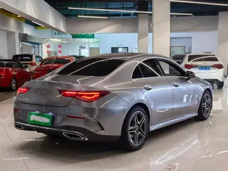 Mercedes-Benz CLA 2021 CLA 200 Four-door coupe interior photo 14