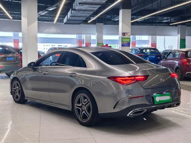 Mercedes-Benz CLA 2021 CLA 200 Four-door coupe interior photo 15