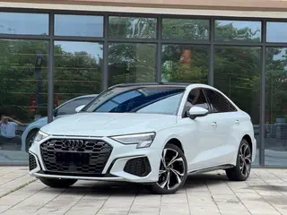 Audi A3 2023 Restyling A3L Limousine 35 TFSI Fashion Sport