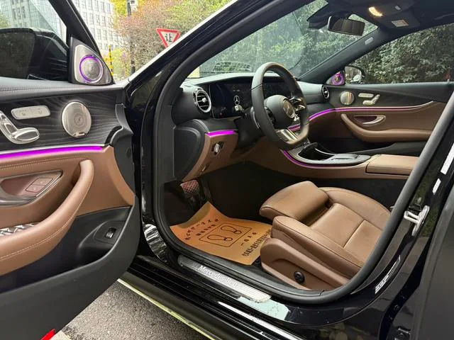 Mercedes-Benz E-Class 2022 Restyling E 300 L Luxury type sports car exterior photo 5