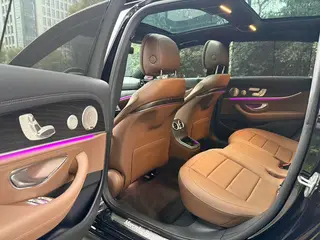 Mercedes-Benz E-Class 2022 Restyling E 300 L Luxury type sports car interior photo 6