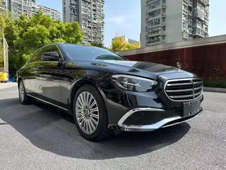 Mercedes-Benz E-Class 2022 Deuxième lifting E 300 L Type de luxe Voiture extérieur photo 4