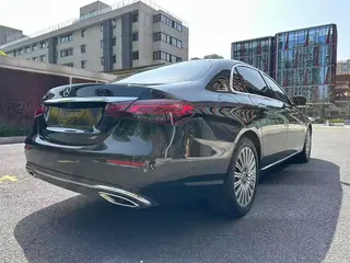 Mercedes-Benz E-Class 2022 Deuxième lifting E 300 L Type de luxe Voiture intérieur photo 12