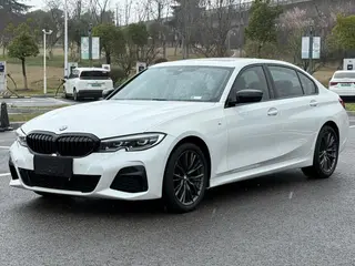 BMW 3 Series 2022 Restyling 325Li M Sports Night Suit