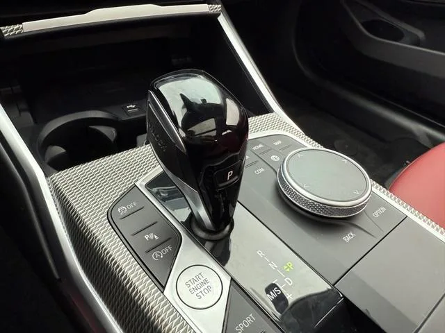BMW 3 Series 2022 Restyling 325Li M Sports Night Suit interior photo 14